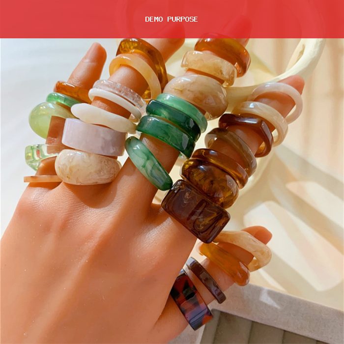 30 piece Bohemian retro acrylic resin ring combination set for women with personalized halo dyed dopamine wide face stacked ring